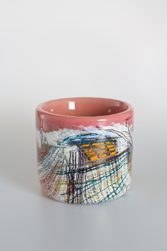 Dale Chihuly – Broskyňový cylinder s indickou pokrývkovou kresbou 