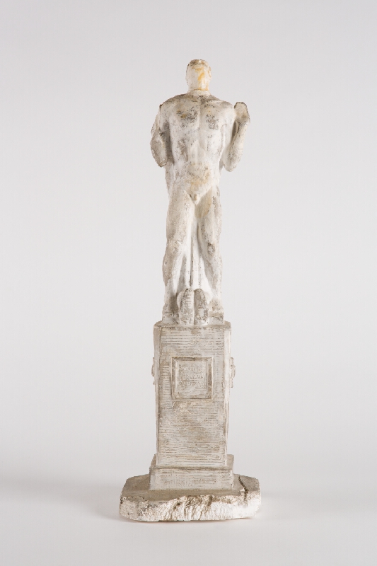 Ján Koniarek – Návrh na pomník padlým 