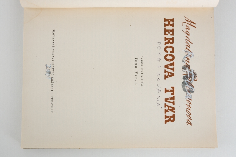 Rudolf Fila – Hercova tvár, Dekalkovaná 