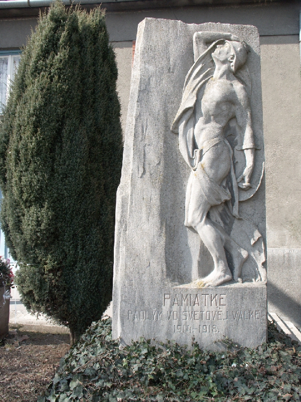 Ján Koniarek – Pomník padlým v 1. svetovej vojne  1914 - 1918 v Kráľovej pri Modre 