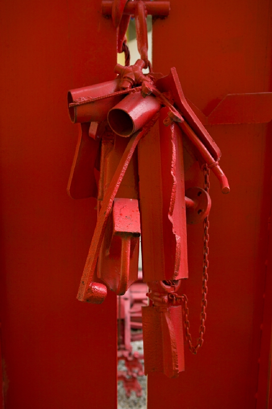 Igael Tumarkin – Červená trauma 