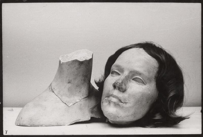 Milota Havránková – Autoportrét, 1972, Slovenská národná galéria