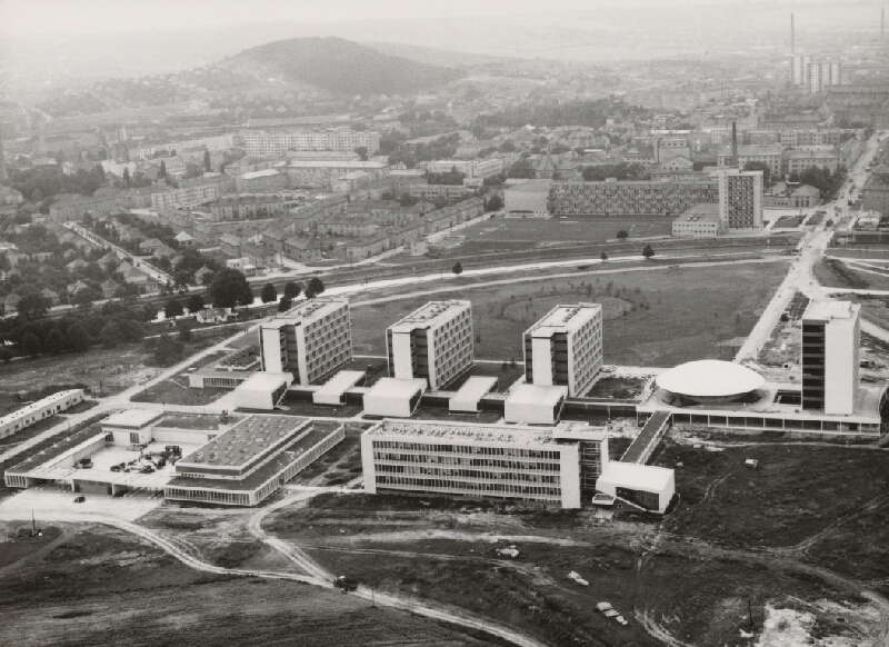 Vladimír Dedeček – University of Agriculture in Nitra. Aerial photograph of the completed campus 