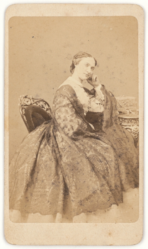 Ede Kozics st. – Portrét sediacej dámy 