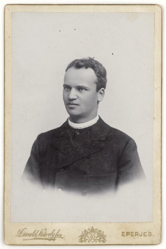 Ľudovít Divald – Portrét mladého kňaza 