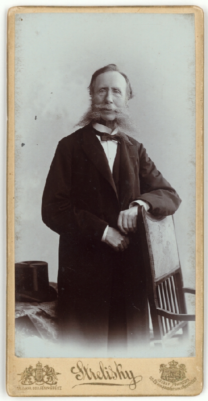 Sándor Strelisky – Pán s bokombradami 