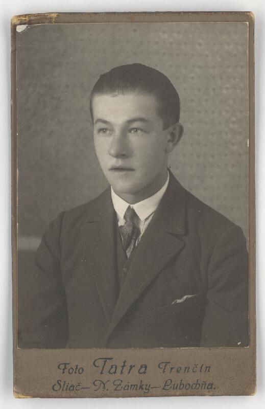 Foto Tatra – Portrét mladého muža 