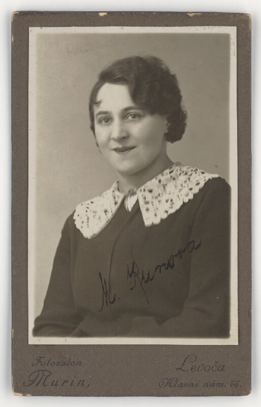 Fotosalón Murín – Portrét pani M. Kunovej 