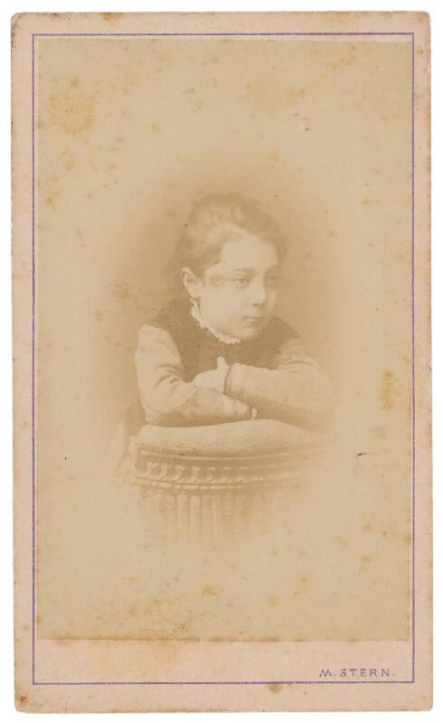 Max Stern – Portrét dieťaťa s opierkou (Gizella Svoks) 