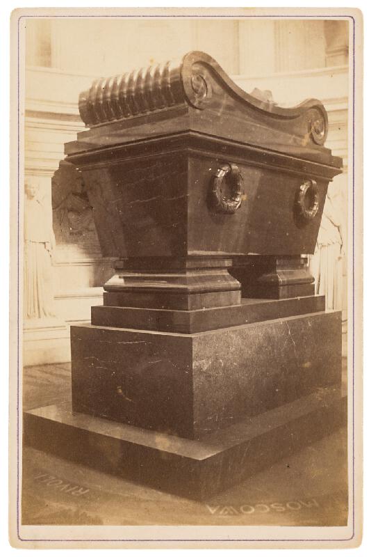 Ziegler & Cie. Éditeur – Paríž. Napoleónov sarkofág v Invalidovni (Les Invalides) 