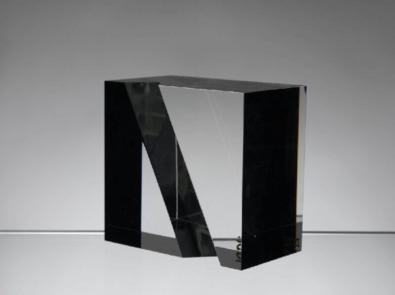 Marián Mudroch – Glass Sculpture II.  