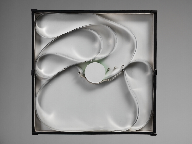 Gianni Colombo – Fluidná štruktúra / Strutturazione fluida 