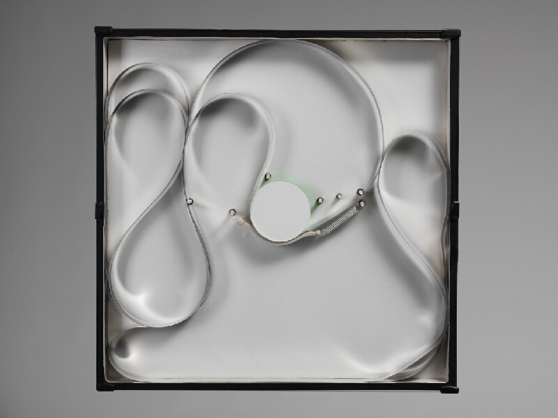 Gianni Colombo – Fluidná štruktúra / Strutturazione fluida 