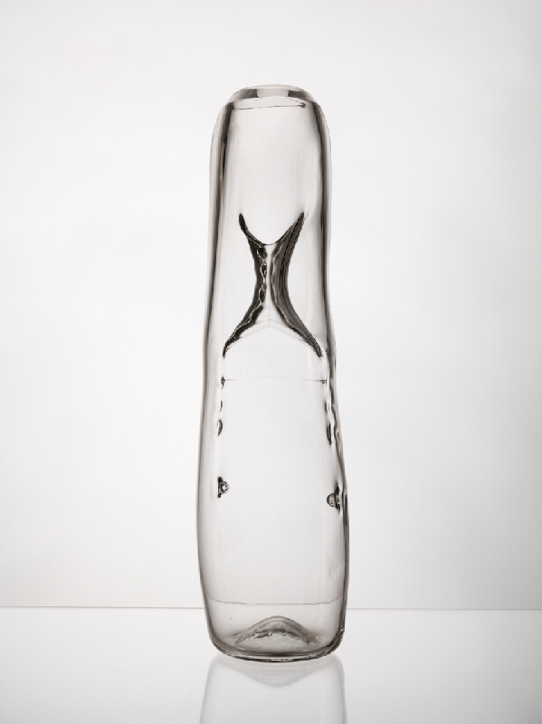 Ľubomír Blecha – Váza hutnícka s dekoratívnym prepichovaním 