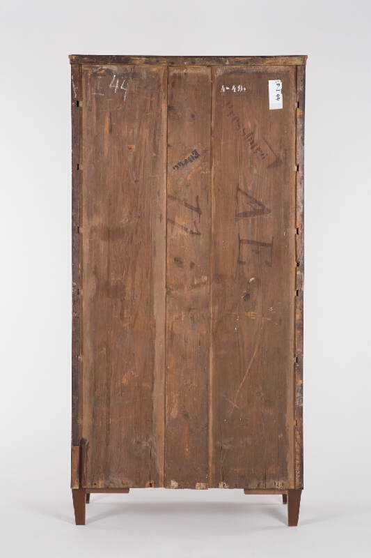 Slovenský remeselník z 19. storočia – Prádelník so 7 zásuvkami 