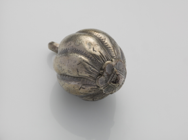 Rakúsko-Uhorský zlatník z 19. storočia – Gombík strieborný 