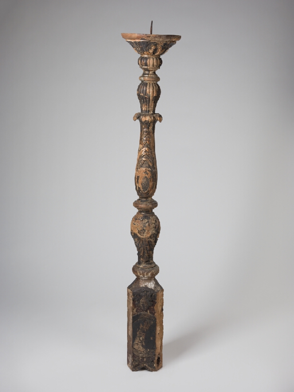 Neznámy rezbár – Fragment paškálového svietnika 