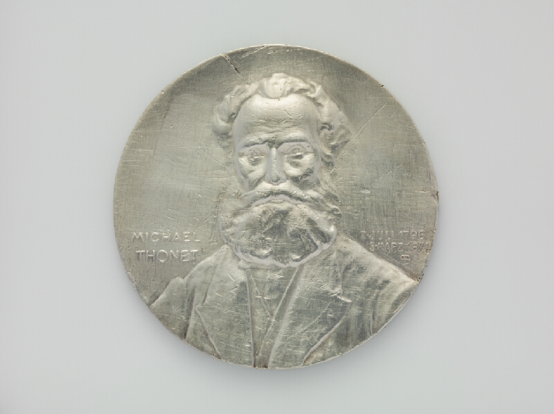 Peter Breithut – Strieborná medaila za zásluhy od firmy Thonet udelená Johannovi Schieferdeckerovi 