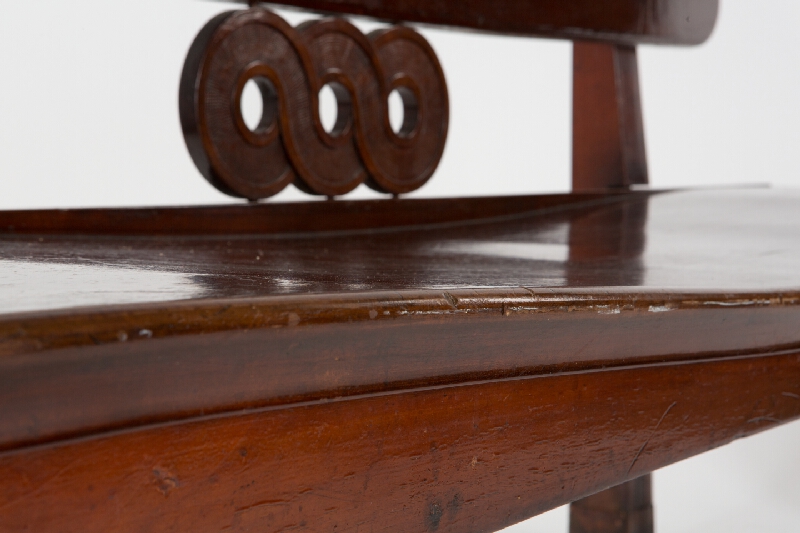 Emil Belluš – Lavica z Okresného úradu, Piešťany 