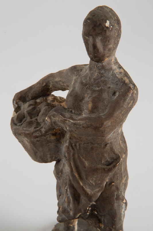Rudolf Uher – Žena s košíkom 
