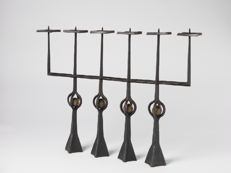 Viktor Holešťák-Holubár – 6-plamenný svietnik 