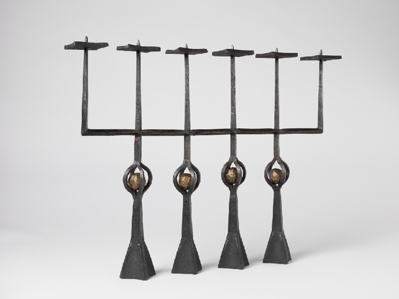 Viktor Holešťák-Holubár – 6-plamenný svietnik 