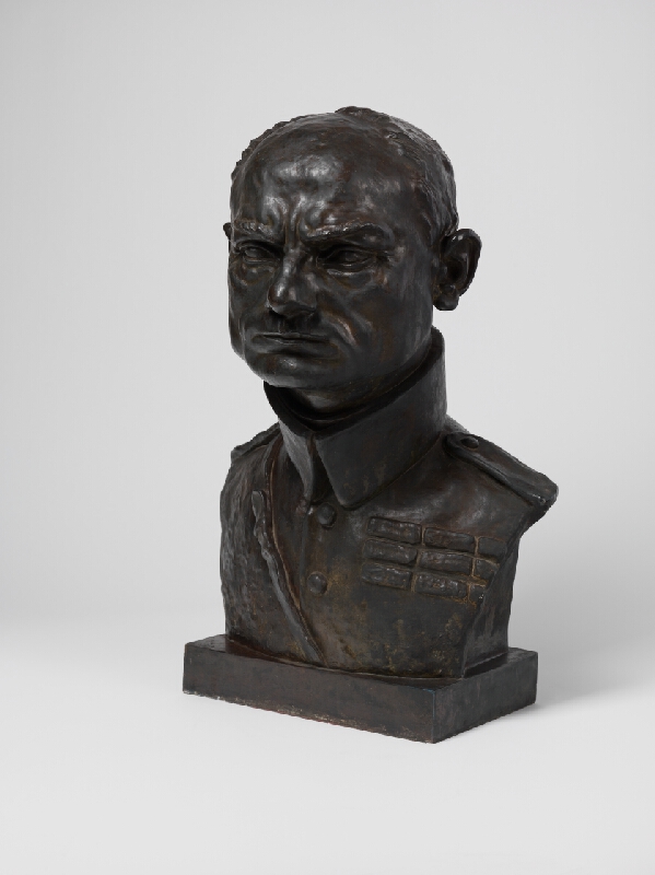 Ladislav Majerský – A Busta of M. R. Štefánika 