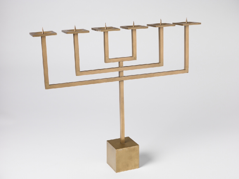 Viktor Holešťák-Holubár – 6-plamenný svietnik 