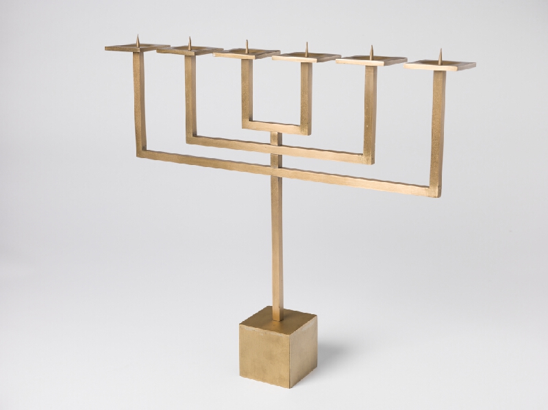 Viktor Holešťák-Holubár – 6-plamenný svietnik 