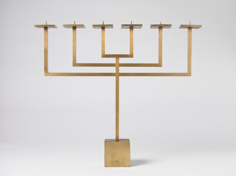 Viktor Holešťák-Holubár – 6-plamenný svietnik 