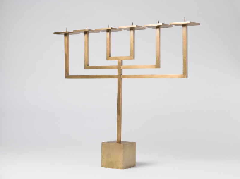 Viktor Holešťák-Holubár – 6-plamenný svietnik 