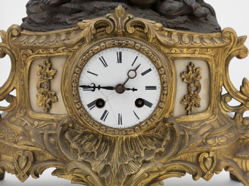 Stredoeurópsky hodinár z 2. polovice 19. storočia – Stolové hodiny s Dávidom ako pastierom 