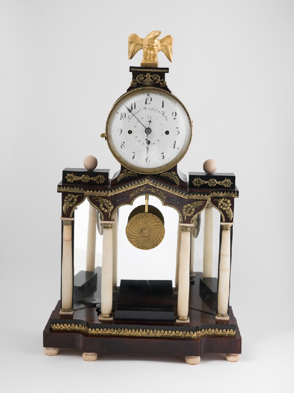 Stredoeurópsky hodinár z 2. polovice 18. storočia – Stolové stĺpikové hodiny empírové 