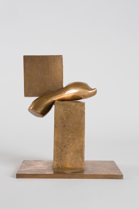 Mária Bartuszová – Trojdielna plastika II., Zovretie  